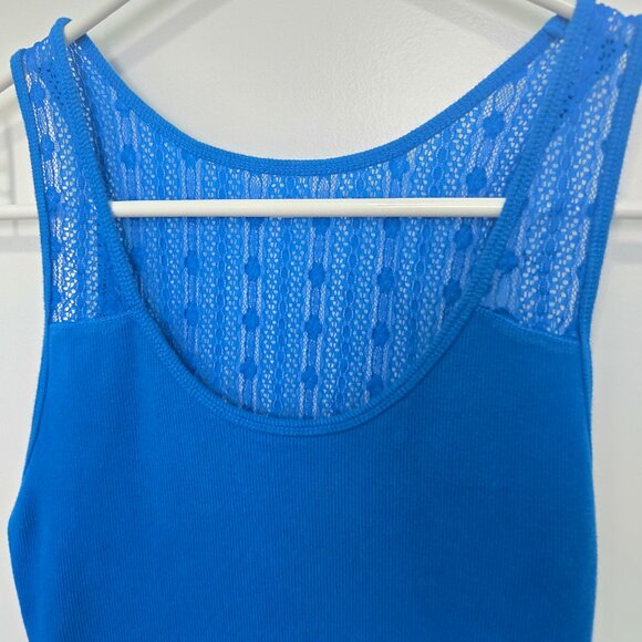 Arizona Jeans Blue Tank Top with Lace Back Panel Size Large - Picture 2 of 6